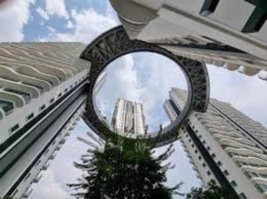 Studio Near Klcc And Lrt With Superb View Kuala Lumpur Exterior foto